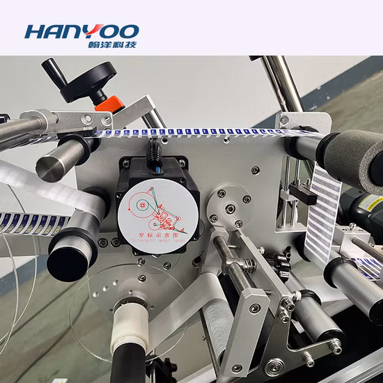 Hochpräzise automatische Etikettiermaschine für flache Beutelaufkleber für flache Oberflächen